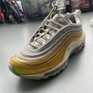 Gold and silver air  max 97